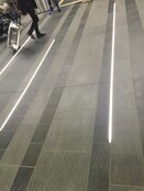 LED-Streifen Bodenprofil 2 Meter mit Abdeckung 15,8 mm x 13,70 mm – VLOER12 | Aluminiumschiene für LED-Beleuchtung | Bodenleuchtelement | Dimmbare LED-Unterbauleuchte | Innen- und Außenbereich geeignet LED-Streifen Bodenprofil 2 Meter mit Abdeckung 15,8 mm x 13,70 mm – VLOER12 | Aluminiumschiene für LED-Beleuchtung | Bodenleuchtelement | Dimmbare LED-Unterbauleuchte | Innen- und Außenbereich geeignet