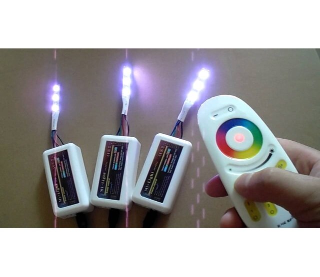 24V 19,2W LED Streifen RGB + Warmweiß, 10.600 lm, 5m PRO SET, dimmbar, IP20, 600 LEDs/m, inkl. Netzteil & Fernbedienung, ideal für Wohnraumbeleuchtung 24V 19,2W LED Streifen RGB + Warmweiß, 10.600 lm, 5m PRO SET, dimmbar, IP20, 600 LEDs/m, inkl. Netzteil & Fernbedienung, ideal für Wohnraumbeleuchtung