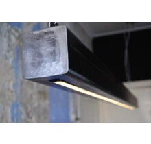 Metallschienen-Hängelampe 150 cm mit Dual-White LED-Streifen - 2700K & 6500K - Dimmbar - Industrielle Deckenleuchte für Wohnzimmer oder Küche - Energieeffiziente Beleuchtung