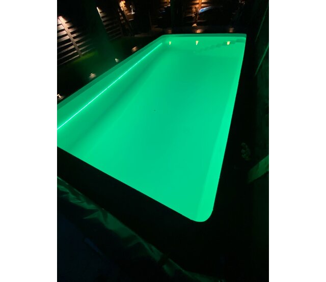 Wasserdichter RGBWW LED Streifen 19,2W 960LM 60LED/m 24VDC IP68 12mm Breite – 5m für Innen- und Außenbeleuchtung Wasserdichter RGBWW LED Streifen 19,2W 960LM 60LED/m 24VDC IP68 12mm Breite – 5m für Innen- und Außenbeleuchtung