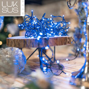 Blaue Weihnachtsbeleuchtung mit 200 LED-Lämpchen – 15 Meter – IP44 zertifiziert für Innen- und Außenbereich – Energieeffizient & wetterfest – LUKSUS Premium-Deko