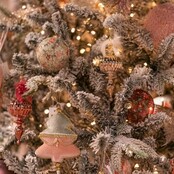 7,5 Meter LED Lichterkette für Weihnachtsbeleuchtung - 100 LEDs - Extra Warmweiß (2700K) - Wasserdicht (IP44) - Inkl. 10m Stromkabel - 24V Niederspannung - Innen- und Außenbereich
