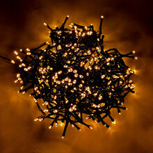 Cluster Weihnachtsbeleuchtung - Extra Warmweiß - 16m - 800 LEDs - 8 Modi - LUKSUS