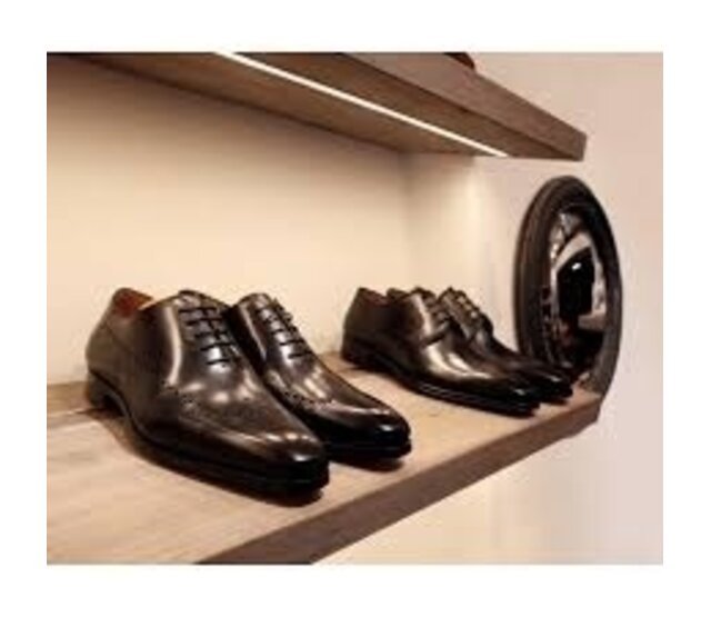 Schwarzes LED-Aluminiumprofil 200 cm mit opaler Klickabdeckung, 18,8 mm x 18,6 mm, für LED-Streifen, 20SCHWARZ – Hochwertiges Profil für perfekte Lichtstreuung Schwarzes LED-Aluminiumprofil 200 cm mit opaler Klickabdeckung, 18,8 mm x 18,6 mm, für LED-Streifen, 20SCHWARZ – Hochwertiges Profil für perfekte Lichtstreuung