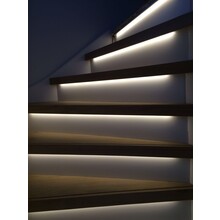 LED Streifen Treppenbeleuchtung – bis zu 15 Stufen – natürliches Weiß