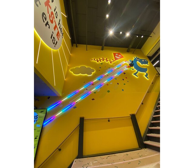 SK6812 RGB LED Streifen 43,2W 12VDC IP30 5m Rolle – Smart Beleuchtung mit individueller Farbsteuerung, 5050 SMD LEDs, 60 LEDs/m, 5 Meter Länge, 12V Gleichstrom, für Innenbereiche SK6812 RGB LED Streifen 43,2W 12VDC IP30 5m Rolle – Smart Beleuchtung mit individueller Farbsteuerung, 5050 SMD LEDs, 60 LEDs/m, 5 Meter Länge, 12V Gleichstrom, für Innenbereiche