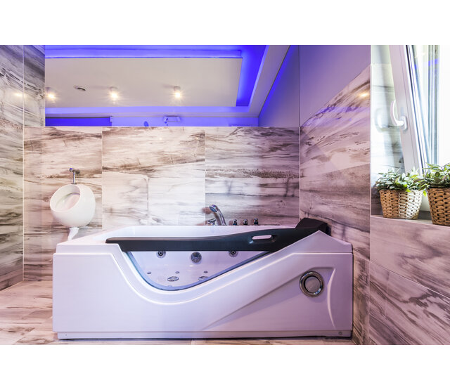 Wasserdichter RGB LED Streifen 14,4W 1280LM/m IP65 24VDC - 100m, hochflexibel, für Innen- und Außenbeleuchtung, energieeffizient, dimmbar, inkl. Steuerung, ideal für Architektur- und Akzentbeleuchtung Wasserdichter RGB LED Streifen 14,4W 1280LM/m IP65 24VDC - 100m, hochflexibel, für Innen- und Außenbeleuchtung, energieeffizient, dimmbar, inkl. Steuerung, ideal für Architektur- und Akzentbeleuchtung