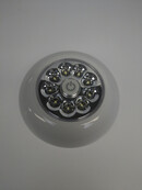 LED Einbaustrahler mit Akku - 10 cm Durchmesser - 4000K natürliches Licht - Energieeffizient & flexibel einsetzbar - Ideal für Innen- und Außenbereich LED Einbaustrahler mit Akku - 10 cm Durchmesser - 4000K natürliches Licht - Energieeffizient & flexibel einsetzbar - Ideal für Innen- und Außenbereich