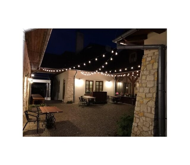 10m koppelbare LED Partybeleuchtung mit 20 E27 Sockeln – IP44 wasserfest, 230V, 20W, Steckverbindung, für Innen- und Außenbereich, warmweiß/kaltweiß, dimmbar 10m koppelbare LED Partybeleuchtung mit 20 E27 Sockeln – IP44 wasserfest, 230V, 20W, Steckverbindung, für Innen- und Außenbereich, warmweiß/kaltweiß, dimmbar