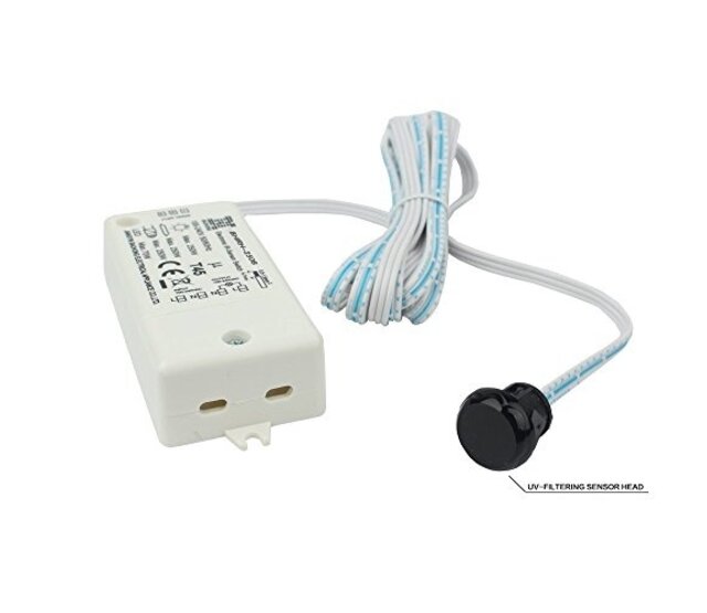 LED-Kast-Sensor mit IR-Fernbedienung – WDP-2A-IR – Automatisches Ein-/Ausschalten per Infrarotsignal, ideal für LED-Streifen, Schränke und Beleuchtungssysteme, kompatibel mit 230V, präzise Steuerung LED-Kast-Sensor mit IR-Fernbedienung – WDP-2A-IR – Automatisches Ein-/Ausschalten per Infrarotsignal, ideal für LED-Streifen, Schränke und Beleuchtungssysteme, kompatibel mit 230V, präzise Steuerung