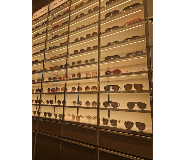 LED Streifen 3000K Warmweiß 8W 1020LM 480LED/m IP20 24V DC CRI90 – 5m, hochwertige Beleuchtung für Innenräume, energieeffizient & brillante Farbwiedergabe LED Streifen 3000K Warmweiß 8W 1020LM 480LED/m IP20 24V DC CRI90 – 5m, hochwertige Beleuchtung für Innenräume, energieeffizient & brillante Farbwiedergabe