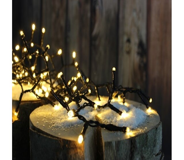 Starter-Set – 6 m LED Cluster-Lichterkette, 200 LEDs, extra warmweiß (2700K), 24V, IP44, BASIC – Weihnachtsbeleuchtung für Innen- und Außenbereich
