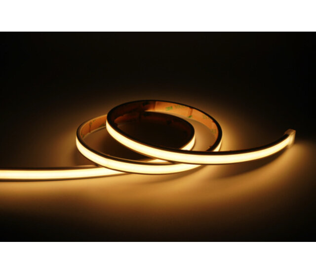 Komplettes COB LED Streifen Set Extra Warmweiß 2700K, 9W, 1020 Lumen, 480 LEDs/m, IP20, 5 Meter – Perfekt für gemütliche Beleuchtung in Wohnräumen Komplettes COB LED Streifen Set Extra Warmweiß 2700K, 9W, 1020 Lumen, 480 LEDs/m, IP20, 5 Meter – Perfekt für gemütliche Beleuchtung in Wohnräumen