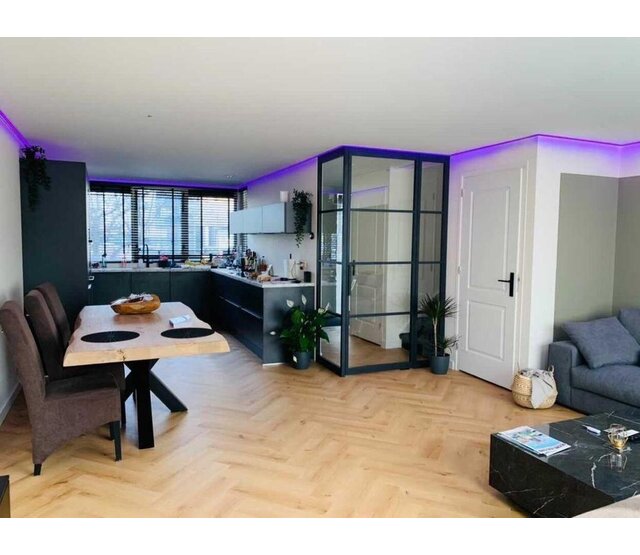 Komplettes COB LED Streifen Set RGBWW 19W 1180LM 784LED/m 24VDC IP20 – 5m | Hochwertige RGBW-Weiß-LEDs, dimmbar, für Innenbeleuchtung, 24 Volt, 5 Meter Rolle Komplettes COB LED Streifen Set RGBWW 19W 1180LM 784LED/m 24VDC IP20 – 5m | Hochwertige RGBW-Weiß-LEDs, dimmbar, für Innenbeleuchtung, 24 Volt, 5 Meter Rolle