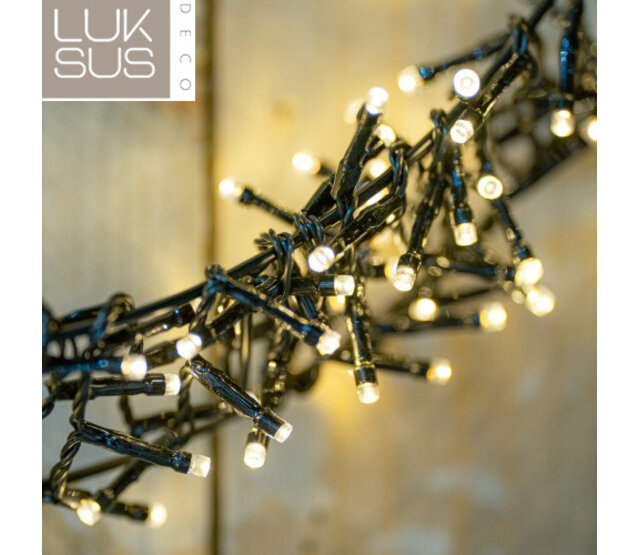 Beleuchteter LED-Weihnachtskranz Ø 58 cm mit 500 warmweißen LED-Lämpchen – Größe M, inkl. energiesparender LED-Technologie, ideal für festliche Dekoration Beleuchteter LED-Weihnachtskranz Ø 58 cm mit 500 warmweißen LED-Lämpchen – Größe M, inkl. energiesparender LED-Technologie, ideal für festliche Dekoration