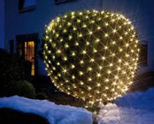 Buxus-Kugel LED-Weihnachtsbeleuchtung mit 100 warmweißen LEDs, 2,5 m Länge, IP44 wasserfest, 24V Niedervolt, energiesparend, ideal für Garten, Terrasse und Dekoration