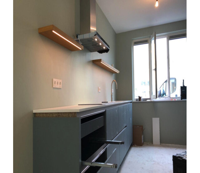 LED Streifen Extra Warmweiß 6W 771LM 64LED/m 24VDC IP20 2700K CRI91 – 5 Meter – Hochwertige Beleuchtung für gemütliche Atmosphäre LED Streifen Extra Warmweiß 6W 771LM 64LED/m 24VDC IP20 2700K CRI91 – 5 Meter – Hochwertige Beleuchtung für gemütliche Atmosphäre