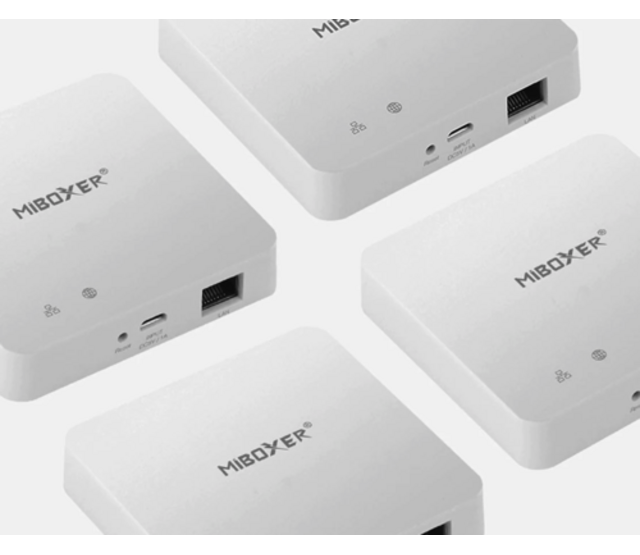 Zigbee 3.0 Gateway kabelgebunden – Smarthome LED Streifen Steuerung mit 255 Geräten, dimmbar, RGB & Weiß, kompatibel mit Alexa, Google Home & Apple HomeKit Zigbee 3.0 Gateway kabelgebunden – Smarthome LED Streifen Steuerung mit 255 Geräten, dimmbar, RGB & Weiß, kompatibel mit Alexa, Google Home & Apple HomeKit