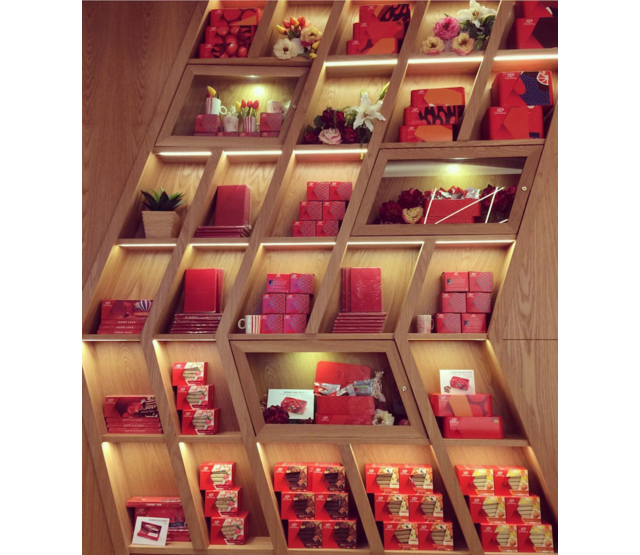 5m COB LED Streifen 24V, warmweiß 3000K, 5W, 850LM, 384 LEDs/m, IP20 – Energieeffiziente Beleuchtung für Innenräume 5m COB LED Streifen 24V, warmweiß 3000K, 5W, 850LM, 384 LEDs/m, IP20 – Energieeffiziente Beleuchtung für Innenräume