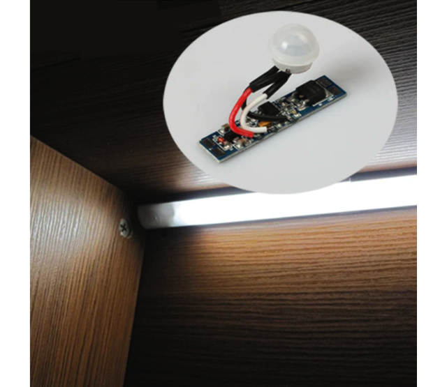 LED-Aluprofil mit PIR-Bewegungssensor, einstellbar – SPIR001 | 12-24V, 5-60°C, IP20 | Ideal für LED-Streifen, Decken- und Wandmontage | Präzise Beleuchtungssteuerung