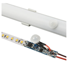LED-Aluprofil mit integriertem PIR-Sensor SPIR005 – 5W Leistung, 24V, 3000K, 500lm, 1 Meter Länge, Schutzart IP20, für LED-Streifen, Bewegungsmelder, dimmbar, moderne energieeffiziente Beleuchtung