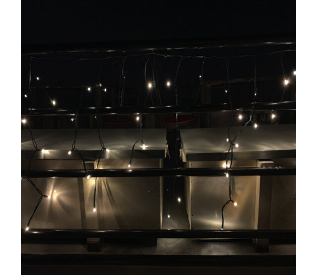 8 Meter LED-Eiszapfen Weihnachtsbeleuchtung – 200 warmweiße LEDs – Professionelle IP44 wasserdichte Außenbeleuchtung – LUKSUS Design