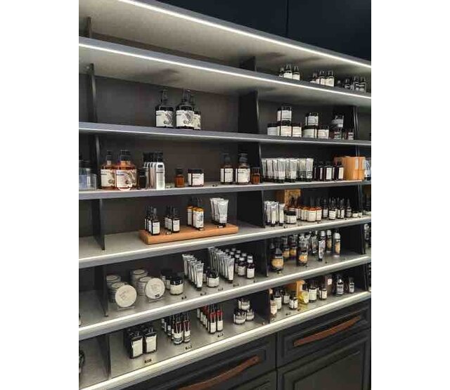 Flexibel schneidbarer COB LED Streifen, Naturweiß 4000K, 12W, 1200LM, 528LED/m, 24VDC, IP20, 10 Meter – Ideal für Innenbeleuchtung, hohe Lichtausbeute, einfache Installation Flexibel schneidbarer COB LED Streifen, Naturweiß 4000K, 12W, 1200LM, 528LED/m, 24VDC, IP20, 10 Meter – Ideal für Innenbeleuchtung, hohe Lichtausbeute, einfache Installation