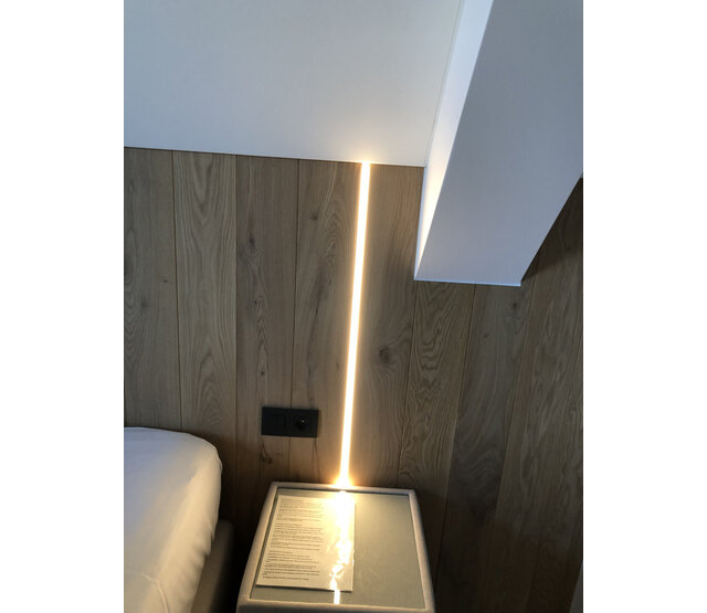 Schwarzes LED-Aluminiumprofil mit Diffusorabdeckung - 16,8mm x 13,01mm - für LED-Streifen - Präzisionsgehäuse in Industriequalität - 02ZWART