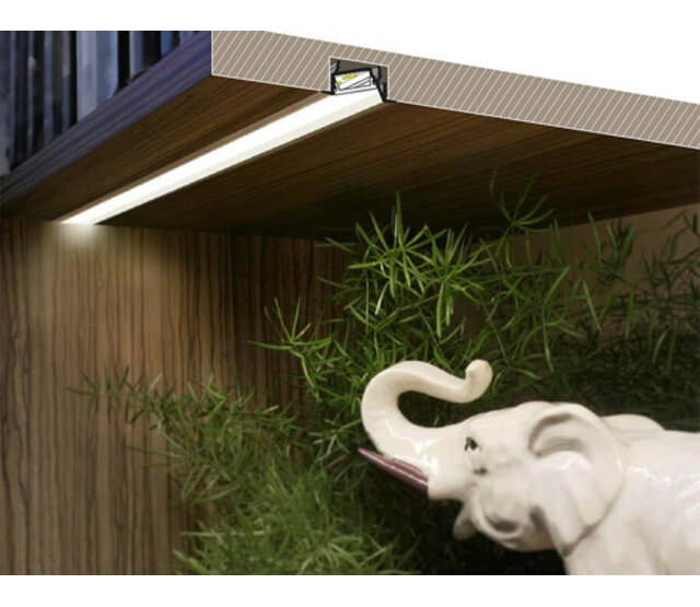 Weißes LED-Einbauprofil mit Klickabdeckung, 30 mm x 12,7 mm, für LED-Streifen, C22WEISS – Hochwertiges Aluminiumprofil für indirekte Beleuchtung, präzise Verarbeitung, einfache Montage, ideal für moderne Raumgestaltung. Weißes LED-Einbauprofil mit Klickabdeckung, 30 mm x 12,7 mm, für LED-Streifen, C22WEISS – Hochwertiges Aluminiumprofil für indirekte Beleuchtung, präzise Verarbeitung, einfache Montage, ideal für moderne Raumgestaltung.