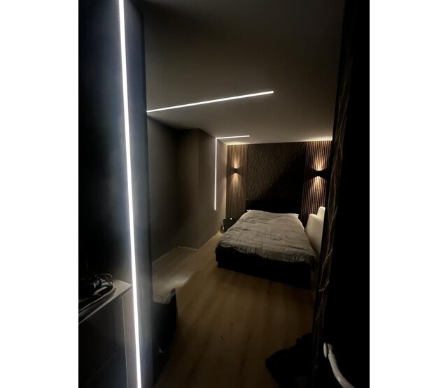 LED Fliesenprofil mit Abdeckung, 37 mm x 10,9 mm, STUC100 – Präzises Aluminiumprofil für LED-Streifen, ideal für indirekte Beleuchtung, Decken- und Wandintegration, inklusive Diffusor, maßgenau nach DIN-Norm