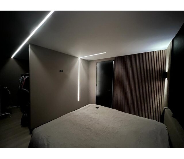 LED-Gipsplattenprofil mit opaler Klickabdeckung 47mm x 14,50mm – GIPS100 | LED-Streifen-Einbauprofil für Gipskarton, präzise Maße, moderne Beleuchtungslösung LED-Gipsplattenprofil mit opaler Klickabdeckung 47mm x 14,50mm – GIPS100 | LED-Streifen-Einbauprofil für Gipskarton, präzise Maße, moderne Beleuchtungslösung