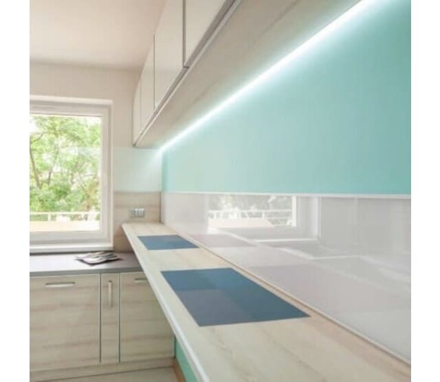 LED Eckprofil 25x25 mm mit opaler Klickabdeckung für LED Streifen – C15ALU