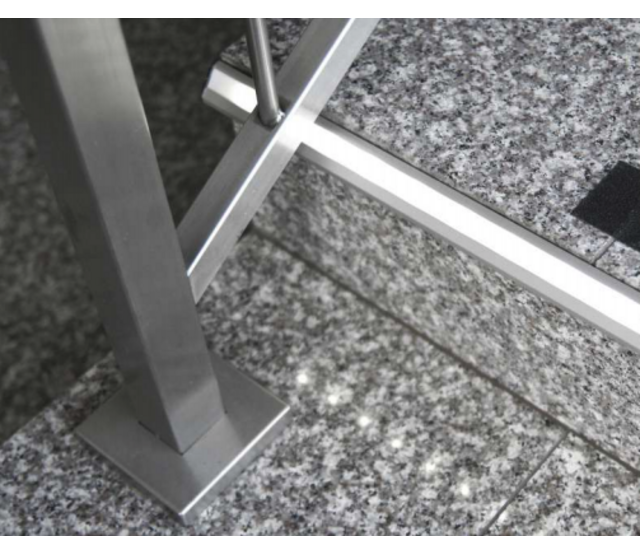 LED-Streifen Aluminium-Trapprofil mit Abdeckung 41,5 mm x 20,6 mm - D10ALU | Präzise Montage für LED-Beleuchtung | Hochwertiges Aluminiumprofil für Treppenstufen LED-Streifen Aluminium-Trapprofil mit Abdeckung 41,5 mm x 20,6 mm - D10ALU | Präzise Montage für LED-Beleuchtung | Hochwertiges Aluminiumprofil für Treppenstufen