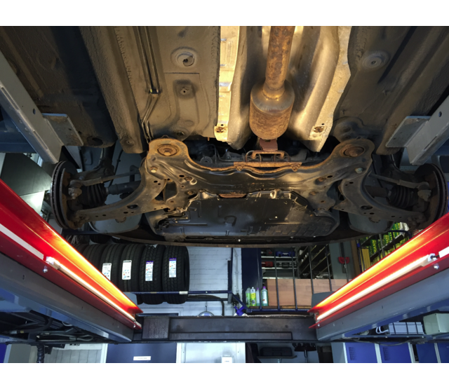 LED Aluminium-Hohlkammerprofil 27,05 x 12,35 mm mit Diffusorabdeckung – 323ALU – Ideal für LED-Streifen, präzise Montage, optimale Lichtstreuung, hochwertige Aluminiumausführung LED Aluminium-Hohlkammerprofil 27,05 x 12,35 mm mit Diffusorabdeckung – 323ALU – Ideal für LED-Streifen, präzise Montage, optimale Lichtstreuung, hochwertige Aluminiumausführung