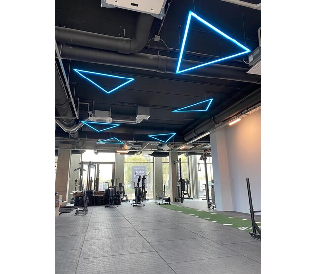 LED-Aluprofil Aufhängungssystem mit Kabel für XL11ZWART – Montageset für LED-Streifen, inkl. Befestigungskabel, geeignet für 10 mm breite Profile, präzise Installation, schwarze Ausführung, optimiert für professionelle Beleuchtungslösungen LED-Aluprofil Aufhängungssystem mit Kabel für XL11ZWART – Montageset für LED-Streifen, inkl. Befestigungskabel, geeignet für 10 mm breite Profile, präzise Installation, schwarze Ausführung, optimiert für professionelle Beleuchtungslösungen