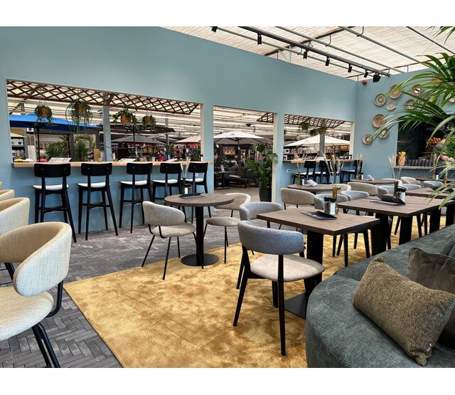 3-Phasen LED-Trackspot mit einstellbarer Farbtemperatur, 20 Watt, schwarz, Railspot, dimmbar, für flexible Beleuchtungslösungen, ideal für Wohn- und Gewerberäume, energieeffizient und langlebig