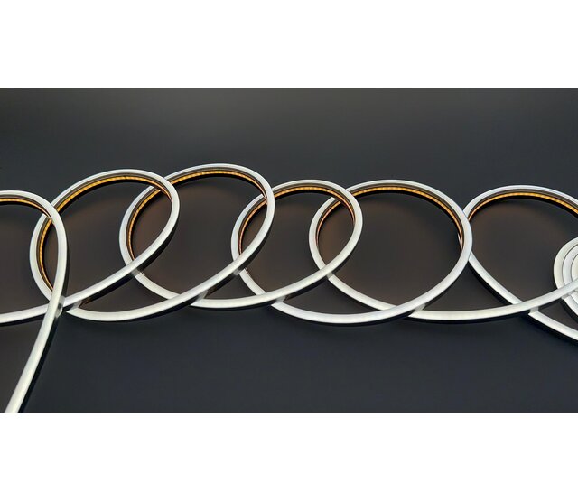 Schwarzer Mini Neon Flex LED Streifen 24V, 2700K extra warmweiß, 12W, 980LM, 4x8mm, IP65, 3 Meter – Energieeffiziente Beleuchtung für Innen- und Außenbereich Schwarzer Mini Neon Flex LED Streifen 24V, 2700K extra warmweiß, 12W, 980LM, 4x8mm, IP65, 3 Meter – Energieeffiziente Beleuchtung für Innen- und Außenbereich