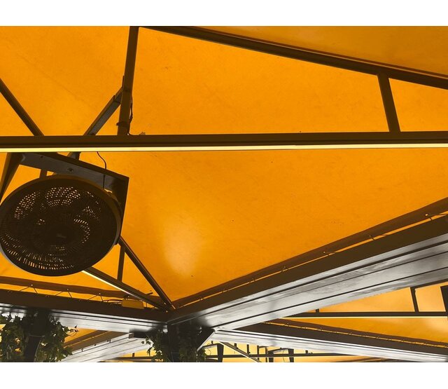 LED-Aluminiumprofil Schwarz 15mm x 15,69mm mit Opaler Klickabdeckung für LED-Streifen – A2 Schwarz, präzise Montage, hochwertige Lichtstreuung, ideal für indirekte Beleuchtung, maßgenau nach DIN-Norm