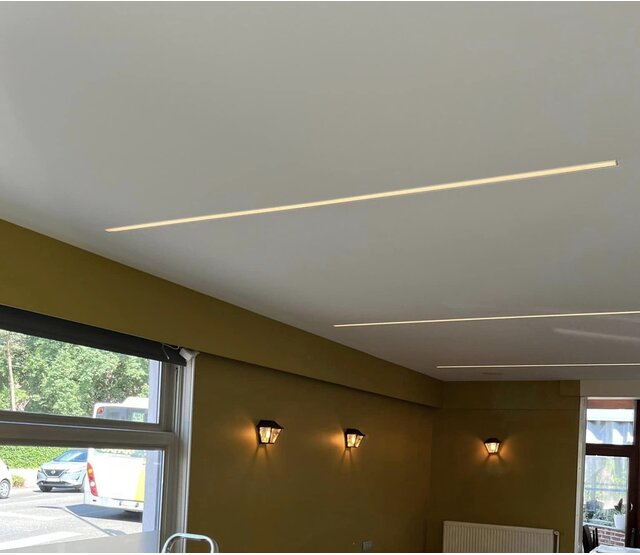 LED Fliesenprofil STUC400 – 58,04 × 10,8 mm, mit Abdeckung | Für LED Streifen bis 15 mm