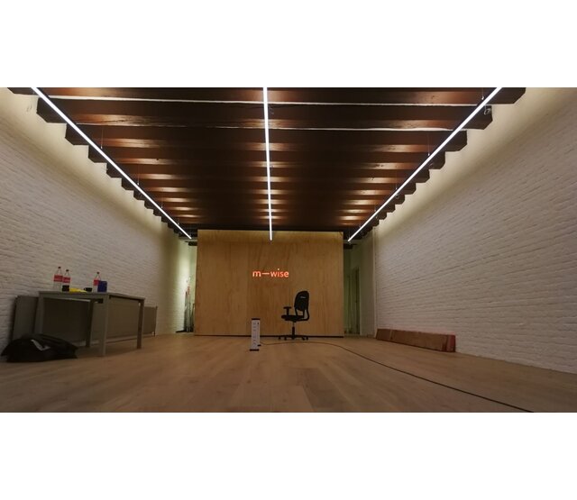 LED-Aluminiumprofil mit opaler Klickabdeckung, 30 mm x 15 mm – XL304ALU, ideal für LED-Streifen, Montagezubehör & Beleuchtungslösungen, präzise Maße & hochwertige Verarbeitung