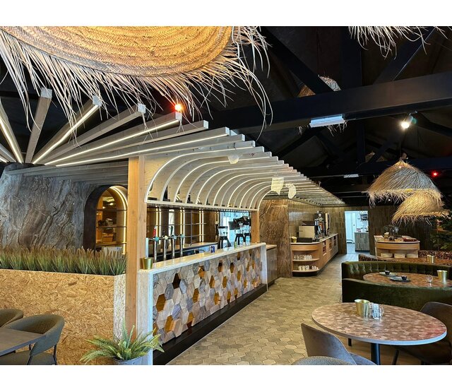 Flexibles weißes LED-Profil mit halbrunder opaker Klickabdeckung, 2 Meter, 20 mm x 3,3 mm – F12WIT – Ideal für LED-Streifen, Montage und Beleuchtungslösungen Flexibles weißes LED-Profil mit halbrunder opaker Klickabdeckung, 2 Meter, 20 mm x 3,3 mm – F12WIT – Ideal für LED-Streifen, Montage und Beleuchtungslösungen