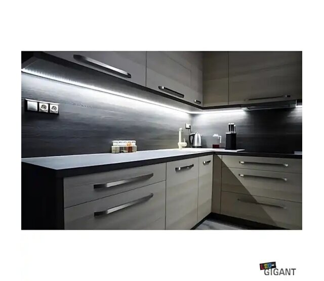 LED Streifen 12 Volt 6000K Kaltweiß 9,6W 1020 Lumen 120 LEDs pro Meter IP20 – 5 Meter Rollenware für Innenraumbeleuchtung LED Streifen 12 Volt 6000K Kaltweiß 9,6W 1020 Lumen 120 LEDs pro Meter IP20 – 5 Meter Rollenware für Innenraumbeleuchtung