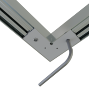 Verbinder 90° Silber für LED Profil 318alu inkl. 2 madenschrauben M5 x 4 Verbinder 90° Silber für LED Profil 318alu inkl. 2 madenschrauben M5 x 4