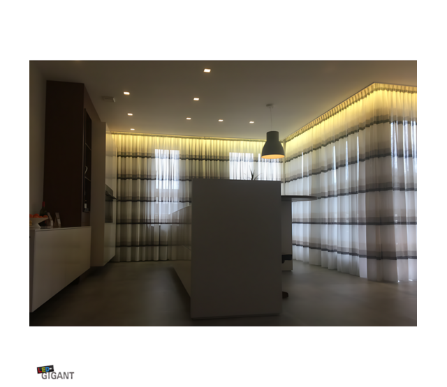 LED Streifen RGB 150 LEDs 7,2W/m 5050 SMD IP20 12V 5 Meter – Hochwertige RGB-Beleuchtung für Innenräume, dimmbar, energieeffizient, 16,4 Farben pro Meter, einfach zu installieren LED Streifen RGB 150 LEDs 7,2W/m 5050 SMD IP20 12V 5 Meter – Hochwertige RGB-Beleuchtung für Innenräume, dimmbar, energieeffizient, 16,4 Farben pro Meter, einfach zu installieren