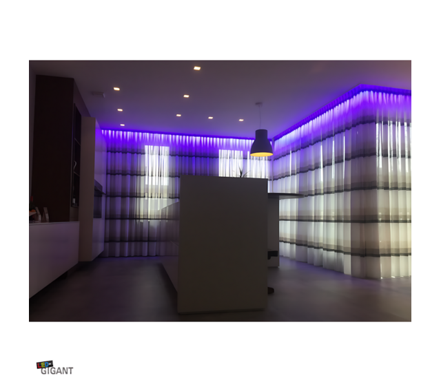 LED Streifen RGB 150 LEDs 7,2W/m 5050 SMD IP20 12V 5 Meter – Hochwertige RGB-Beleuchtung für Innenräume, dimmbar, energieeffizient, 16,4 Farben pro Meter, einfach zu installieren LED Streifen RGB 150 LEDs 7,2W/m 5050 SMD IP20 12V 5 Meter – Hochwertige RGB-Beleuchtung für Innenräume, dimmbar, energieeffizient, 16,4 Farben pro Meter, einfach zu installieren