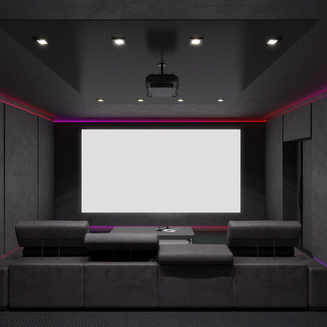 LED-Heimkino Berlin: RGBW & Spots perfekt integriert
