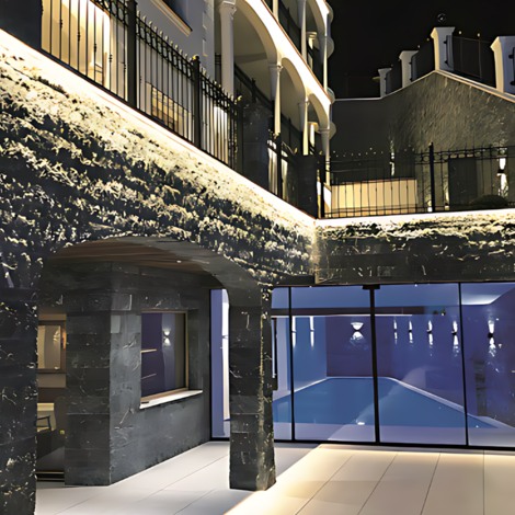 LED-Außenbeleuchtung Hotel Ischgl