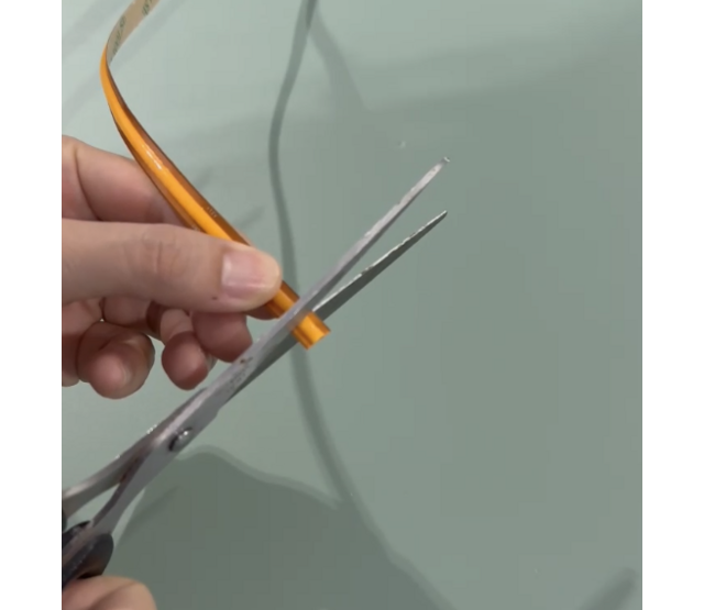 Flexibler COB LED Streifen, warmweiß 3000K, 12W, 1200LM, 528 LEDs/m, 24VDC, IP20, 50m Rolle– Ideal für gemütliche Beleuchtung in Wohnräumen