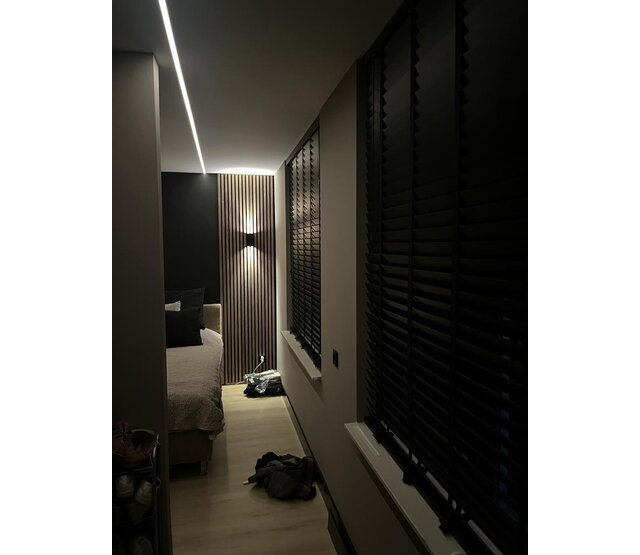 LED Fliesenprofil F0 inkl. Abdeckung Opal /Schwarz– 1 m oder 2 m, 29,70 × 9,85 mm | Für bündigen Einbau in Fliesen & Putz