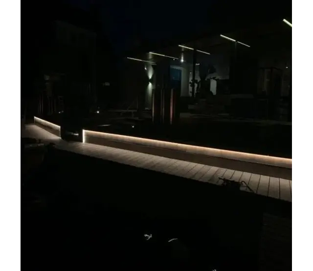 PRO LED-Streifen extra warmweiß 8W 700lm/Meter 240 LEDs 48VDC IP68 2700K CRI95 – 30 Meter